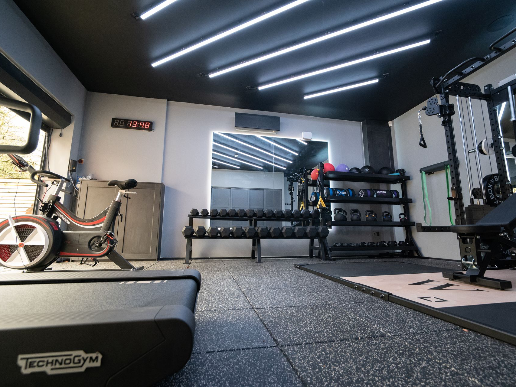 LEDSnaps pace system home gym